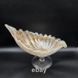 Bowl Vintage Lavorazione Arte Murano Shell Hand Blown Pedestal Cream Iridescent
