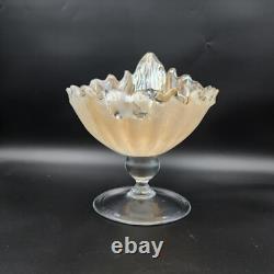 Bowl Vintage Lavorazione Arte Murano Shell Hand Blown Pedestal Cream Iridescent