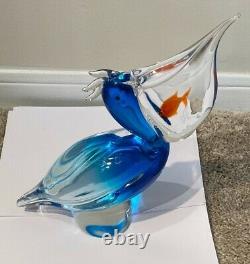 Hand Blown Murano Glass Pelican with Fish Excellent Condition From Murano, Italy