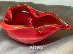 Hand Blown Murano Heart Pinched Red glass UV 365 Reactive