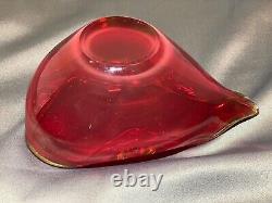 Hand Blown Murano Heart Pinched Red glass UV 365 Reactive