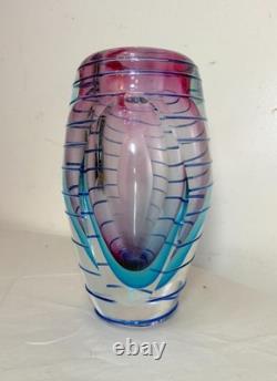 High quality vintage hand blown Italian Murano signed art studio glass vase