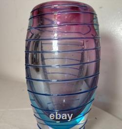 High quality vintage hand blown Italian Murano signed art studio glass vase