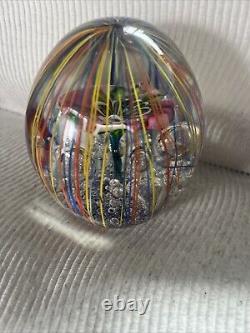 Italian Decor Murano Hand Blown Glass Egg 3.75 Tall with Pink Flower