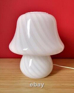 Italy 70s Medium Size White SWIRL MUSHROOM Table Lamp VETRI MURANO Glass Fungo