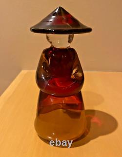 Murano Glass Figurine Hand Blown Vecchia in Red Signed by Elio Raffaeli 1985