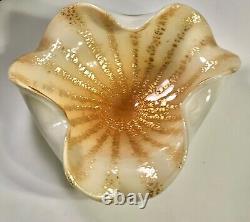 Murano Gold Venetian Hand Blown Art Glass Bowl by Alfredo Barbini Ca 1950s