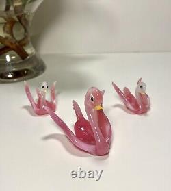 Murano Italian Hand Blown Pink Swan Figurines. Set of 3. Rare Vintage