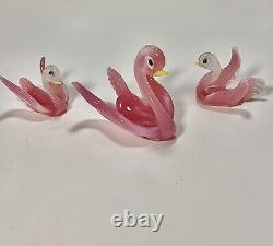 Murano Italian Hand Blown Pink Swan Figurines. Set of 3. Rare Vintage