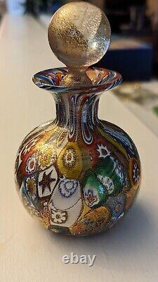 Murano Late 20th century glass vase. Golden quilt