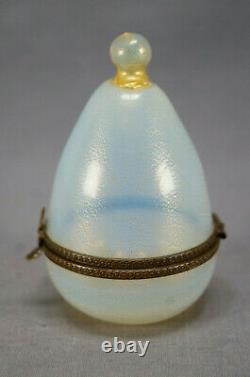 Murano Venetian Opaline & Gold Glass Hand Blown Egg Shape Trinket Box