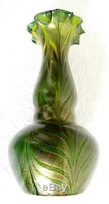 Murano art deco style hand blown glass vase green and gold