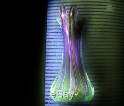 PHENOMENAL Plum MURANO Glass VASE Vaseline URANIUM Glows in BLACK LIGHT Graceful