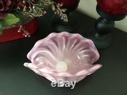 RARE Vintage1983 Italian Murano Art Glass Pink Opalescent Shell Pearl Bowl Decor