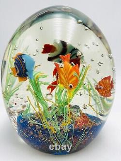 SET OF 2 EXCEPTIONAL MURANO ART GLASS AQUARIUM FISH PAPERWEIGHTS With BASE LITE