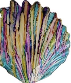 Stunning Hand Blown Art Glass Shell Shaped Bowl. Glitter/Multicolors. Murano