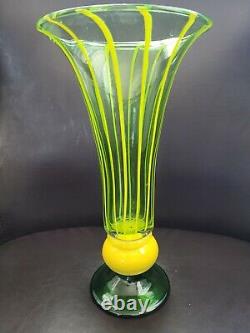 Stunning Vintage American Murano Studio Art Glass Tulip 12 Vase Hand Blown