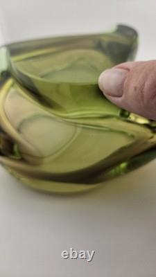 Stunning Vintage Murano Italy Hand Sculpted Blown Art Glass Dish Green Yellow 7