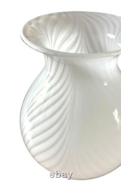 Vintage Hand Blown Art Glass Vase White Filigrana Swirl Venetian Murano Style 8