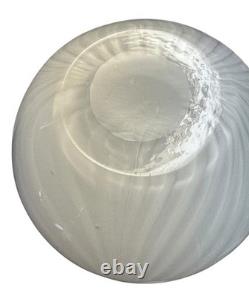 Vintage Hand Blown Art Glass Vase White Filigrana Swirl Venetian Murano Style 8