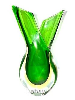 Vintage Italian Murano Sommerso Hand Blown ART Glass Fish Tail Green Vase 44PX