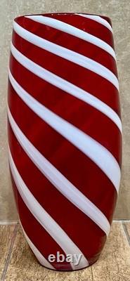 Vintage MCM Hand-Blown Murano Red & White Filigrana Canne Swirl Art Glass Vase