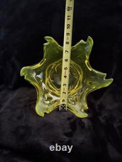 Vintage Mid Century Murano Hand Blown Starburst Lime Green/yellow Centerpiece