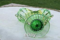 Vintage Murano Art Glass Fan Vase Green & Gold Foil Flecks