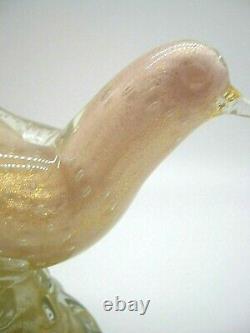 Vintage Murano Salviati pink lattimo gold powder bullicante glass bird sculpture