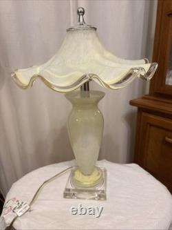 Vintage Murano style hand blown art glass lamp wavy ruffle shade cream/white