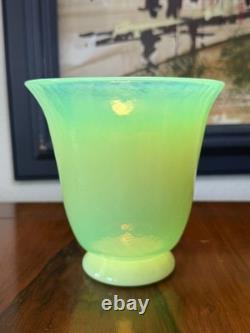 Vintage Opalescent Green Art Glass Vase Possible Murano Hand Blown 6