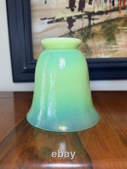 Vintage Opalescent Green Art Glass Vase Possible Murano Hand Blown 6