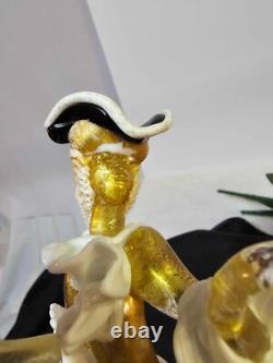 Vtg MURANO HAND BLOWN VENETIAN ART GLASS DANCER w green black hat Gold flecks-A4