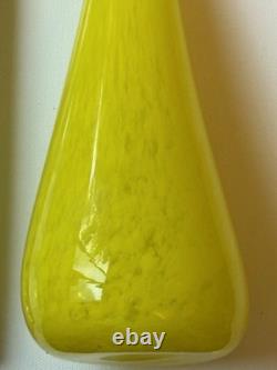 Yellow Hand Blown Murano Art Glass Flute Vase 16 Unsigned Unmarked